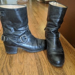 Frye vera zip mid heel black boots